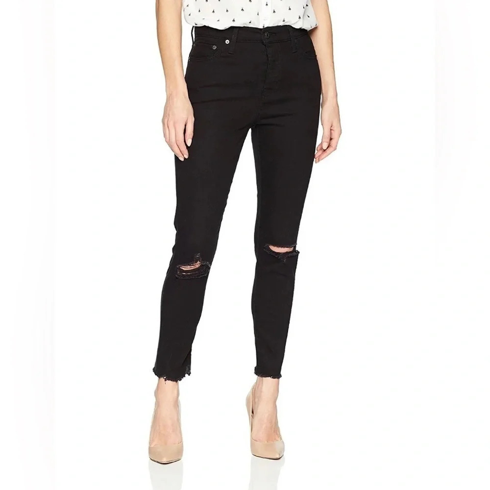 Levi’s Black Button Fly High Rise Distressed Wedgie Skinny Denim Jeans Size 26